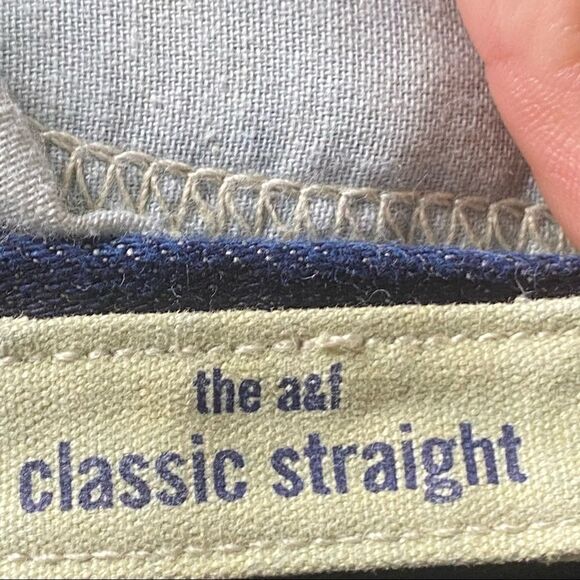 Abercrombie | the A&F Classic Straight Jeans - Picture 4 of 8